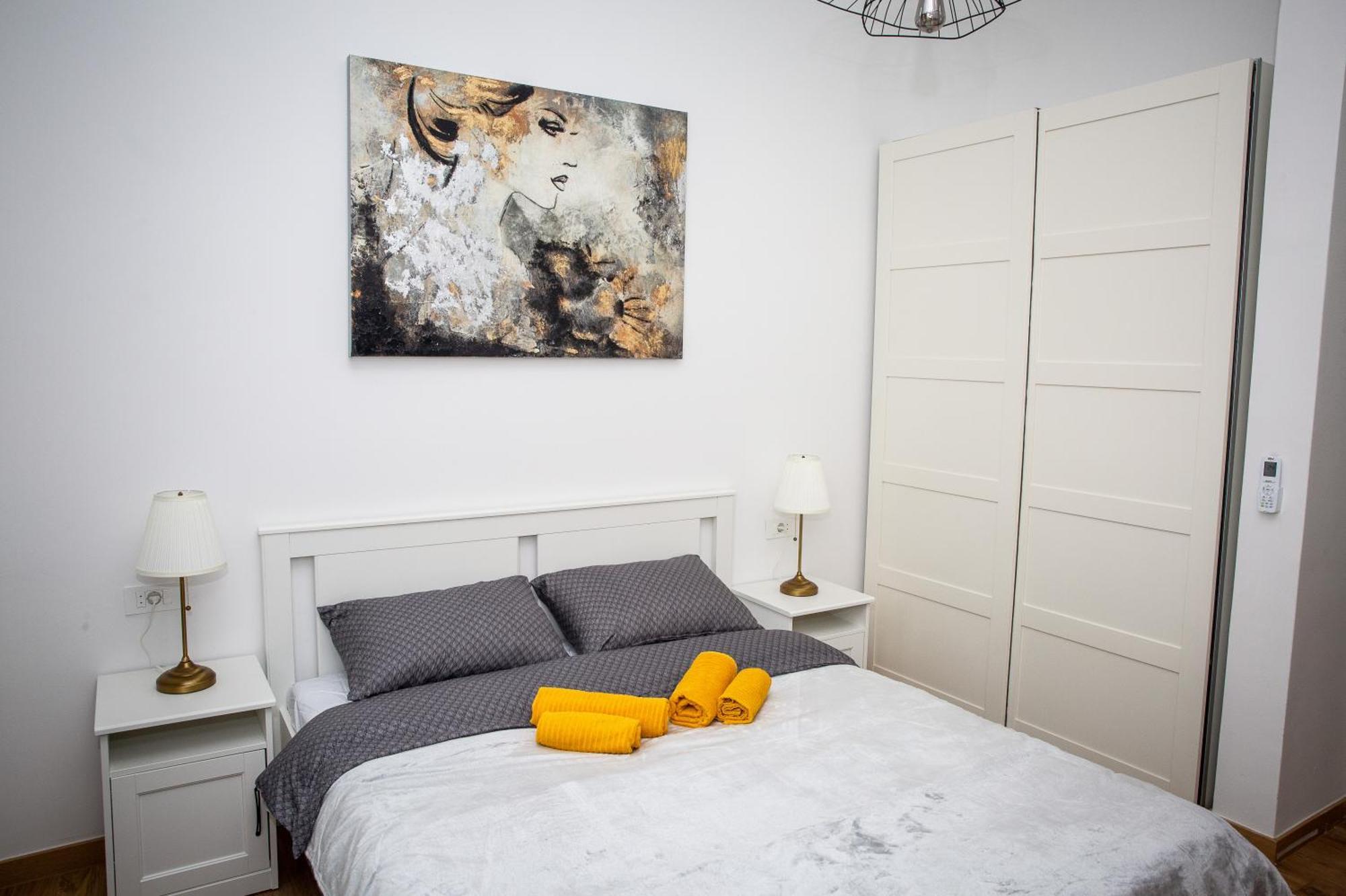Dama Apartment